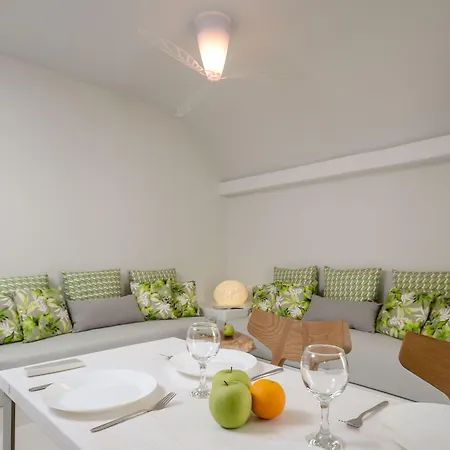 Antony (adults Only) מלון דירות Naxos City